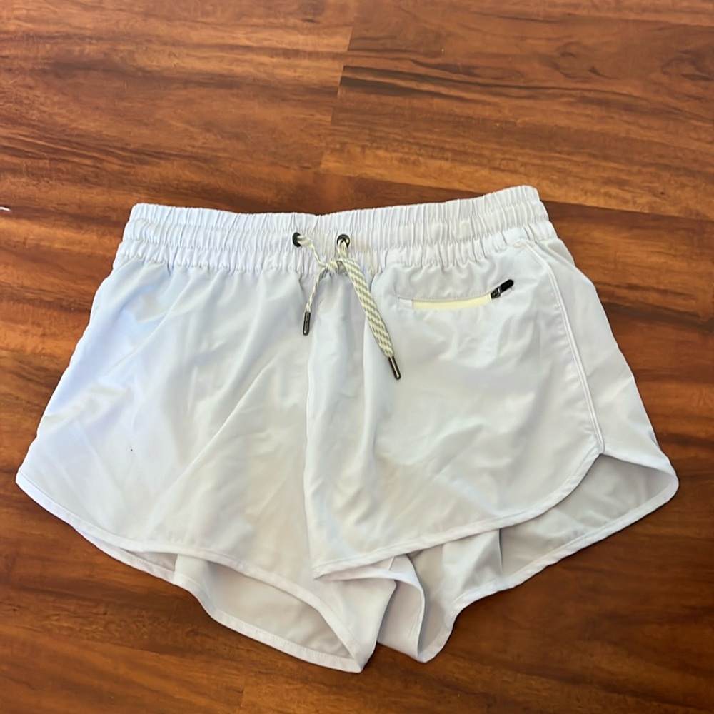 Vuori Clementine short in white